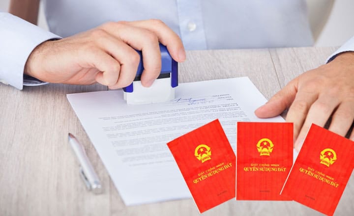 Sang tên sổ đỏ năm 2024 và những điều cần lưu ý