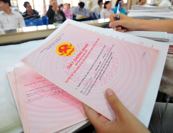 Sang tên sổ đỏ năm 2025 thay đổi ra sao theo quy định mới nhất?